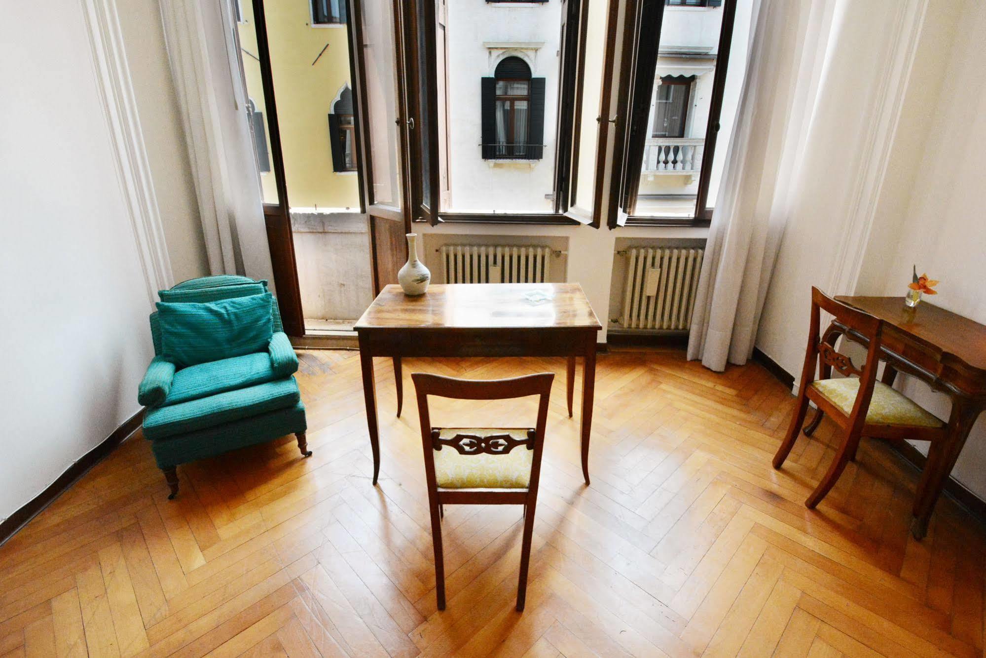 Ve.N.I.Ce. Cera Palazzo Grimani Apartment Венеция Екстериор снимка